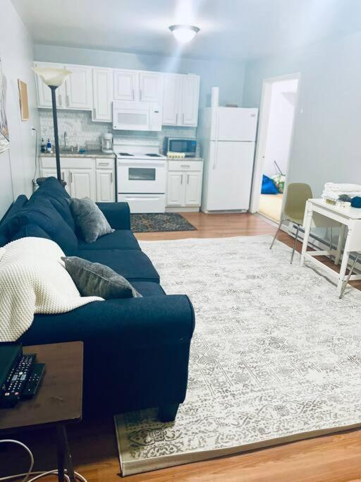 Entire 2-Bed Private Apt - Ewr/Nyc/Outlet Mall Newark Luaran gambar